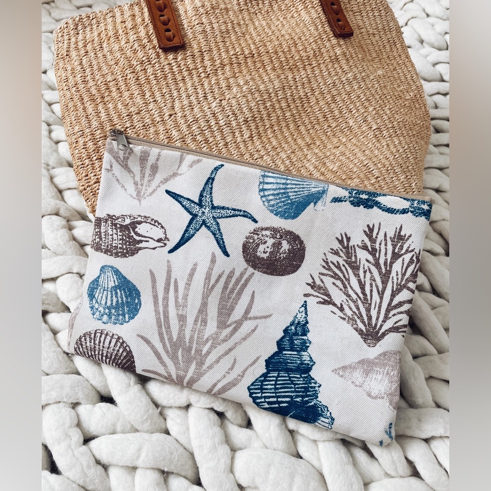 Zippered Pouch in Seashell Print